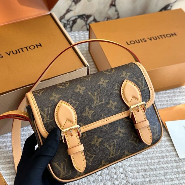 Louis Vuitton brown with beige trim satchel · 19x16