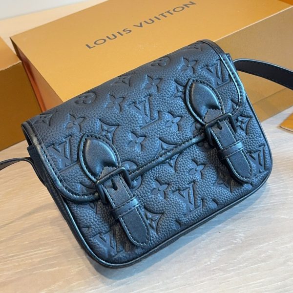 Louis Vuitton Black Satchel · 19x6x15 · 8364