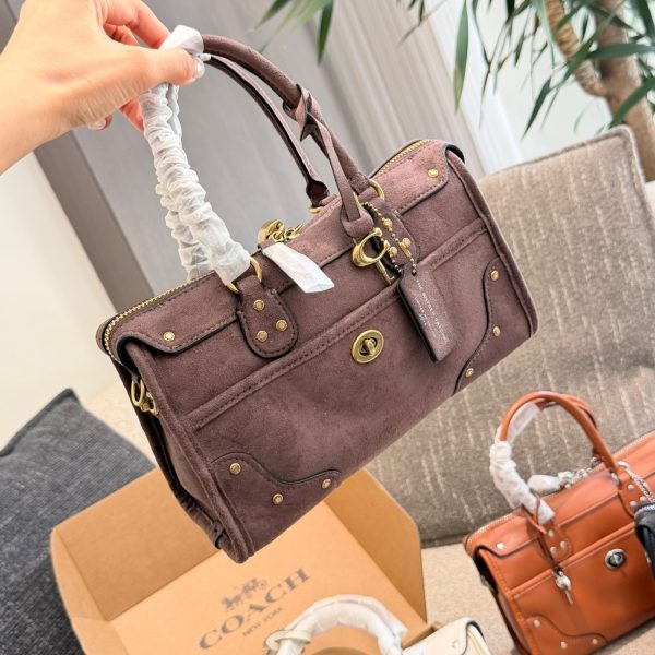 Coach white, brown, black, tan satchel · LX-202607292150387492002103