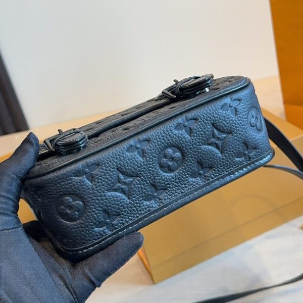 Louis Vuitton Black Satchel · 19x6x15 · 8364