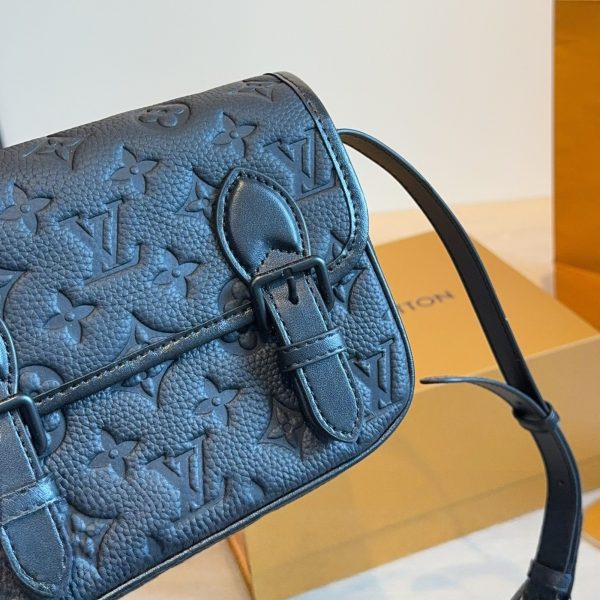 Louis Vuitton Black Satchel · 19x6x15 · 8364