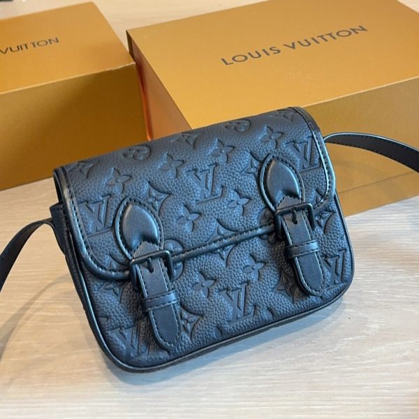 Louis Vuitton Black Satchel · 19x6x15 · 8364