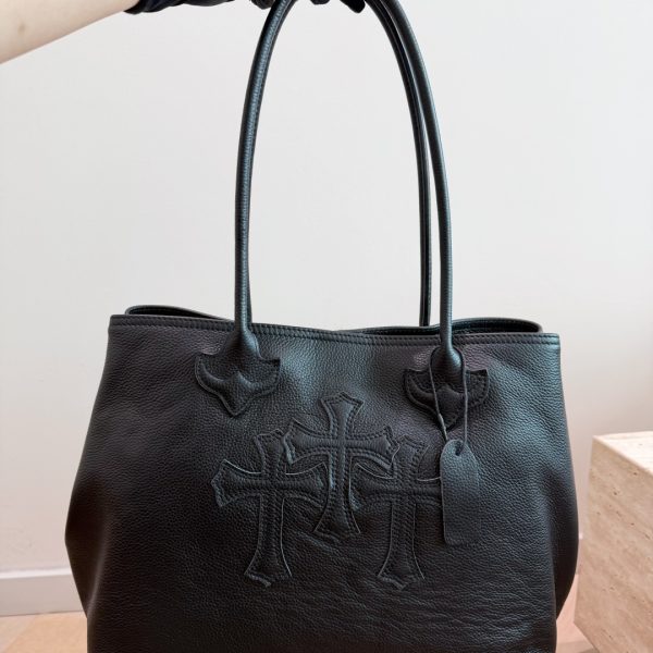 P315 牛皮 Chrome Hearts 托特包 来自克罗心的中古系列 一起做一个克罗心女孩! 强烈推荐入手的克罗心小