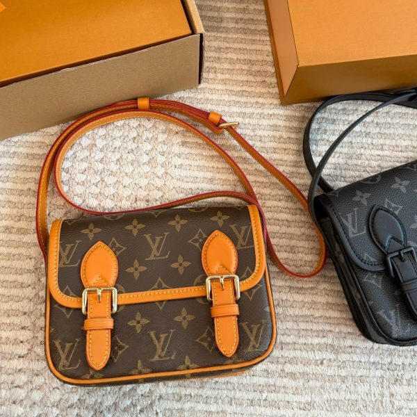 Louis Vuitton brown with orange trim satchel · 19.5×15×7