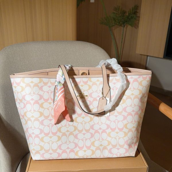 Coach City Tote Snap-Close Tote 32cm Gift Box e713