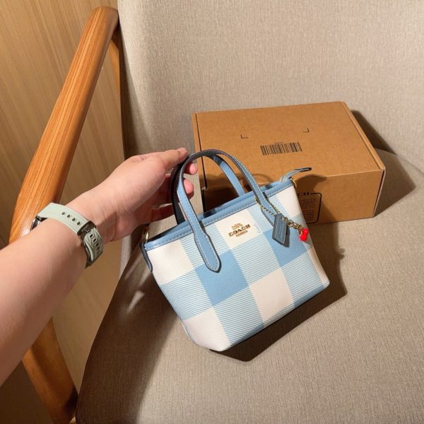 170 Coach 蔻驰 mini city15蓝白格系列托特包 迷你购物袋 菜篮子 尺寸：16×14×9 礼盒包装a7