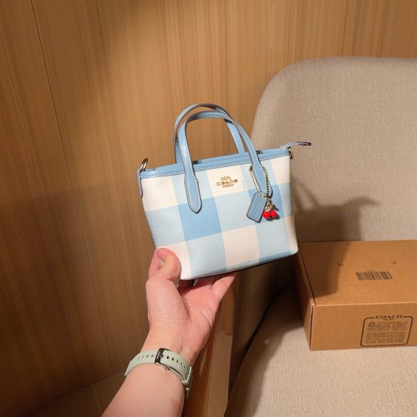 170 Coach 蔻驰 mini city15蓝白格系列托特包 迷你购物袋 菜篮子 尺寸：16×14×9 礼盒包装a7