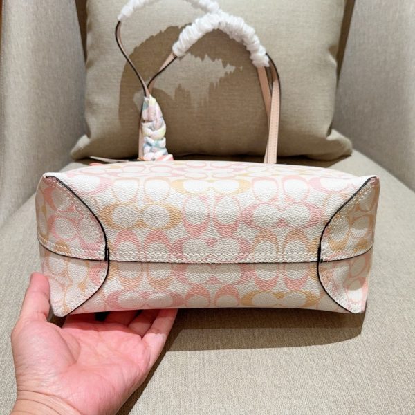 170 蔻驰coach City26tote 吸扣版托特包购物袋 尺寸26×23×12 礼盒包装e713