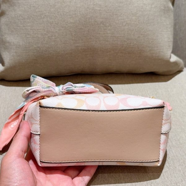 175 Coach 蔻驰 mini city15 系列托特包 迷你购物袋 菜篮子 尺寸：16×14×9 礼盒包装e713
