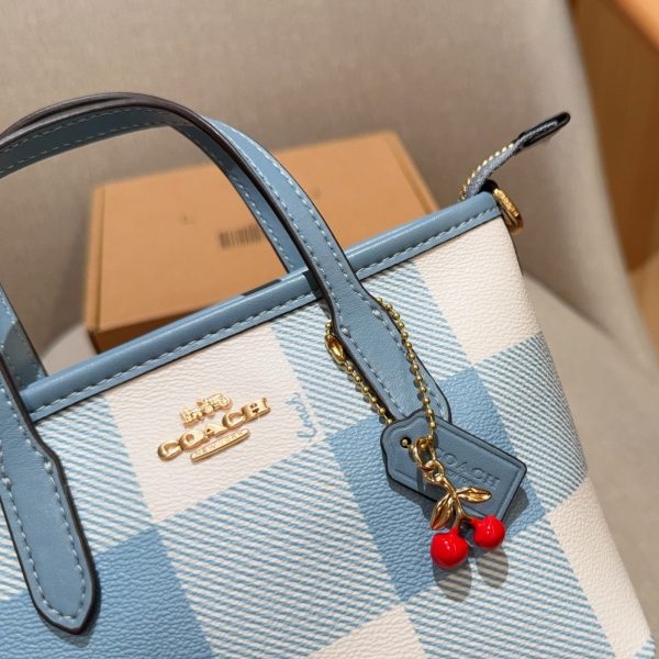 170 Coach 蔻驰 mini city15蓝白格系列托特包 迷你购物袋 菜篮子 尺寸：16×14×9 礼盒包装a7