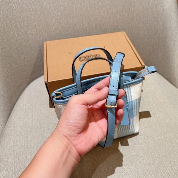 170 Coach 蔻驰 mini city15蓝白格系列托特包 迷你购物袋 菜篮子 尺寸：16×14×9 礼盒包装a7