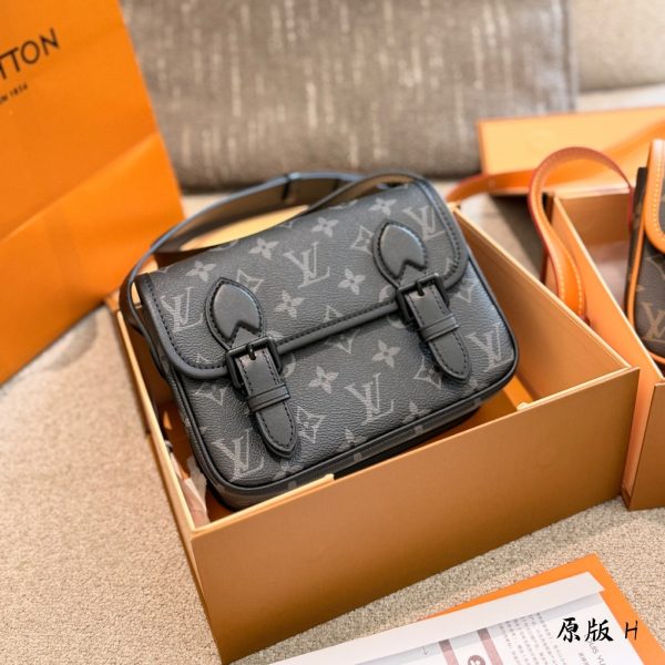 p210 LV Mini Satchel小邮差包​​经典Monogram老花帆