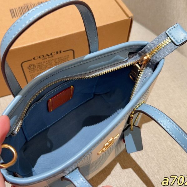 170 Coach 蔻驰 mini city15蓝白格系列托特包 迷你购物袋 菜篮子 尺寸：16×14×9 礼盒包装a7