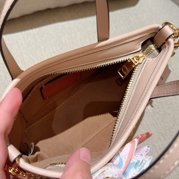 175 Coach 蔻驰 mini city15 系列托特包 迷你购物袋 菜篮子 尺寸：16×14×9 礼盒包装e713