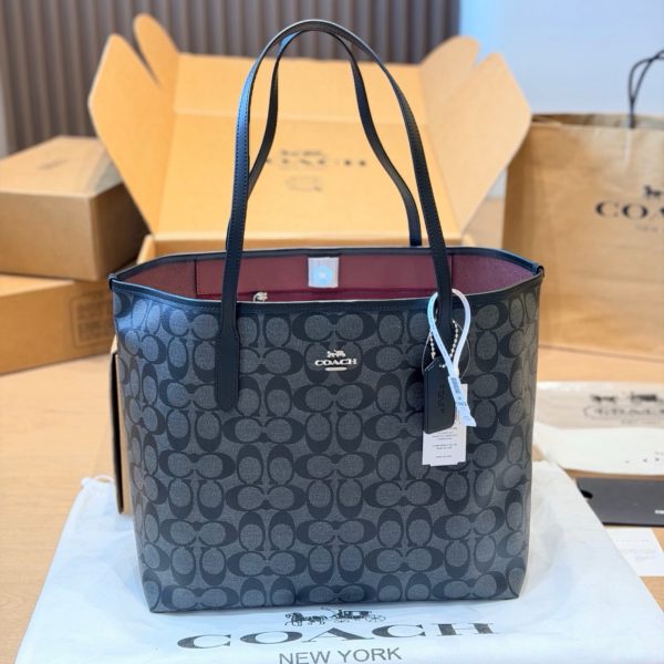 Coach City Tote in Leather, P235, Large Shopper