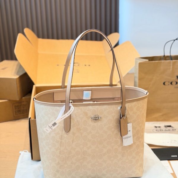 Coach City Tote Leather Satchel P235