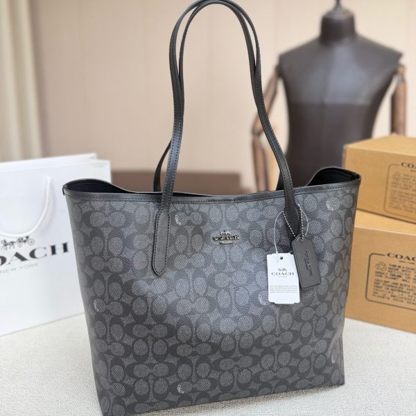 Coach City33 Tote in Signature Print, Black & Grey PVC — P225