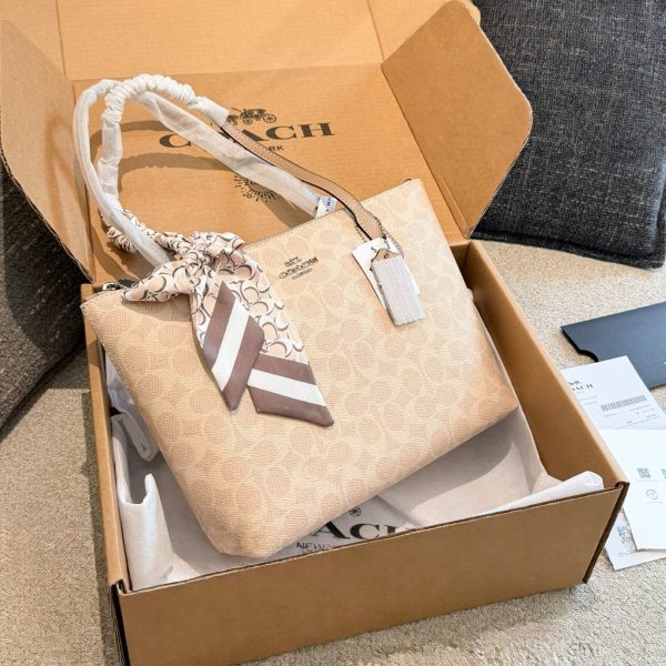 Coach Fiona 24 Signature Canvas Tote Bag