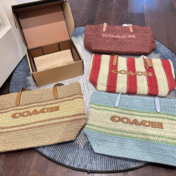 Coach City 15 Woven Straw Tote, 33 x 27 cm, P195