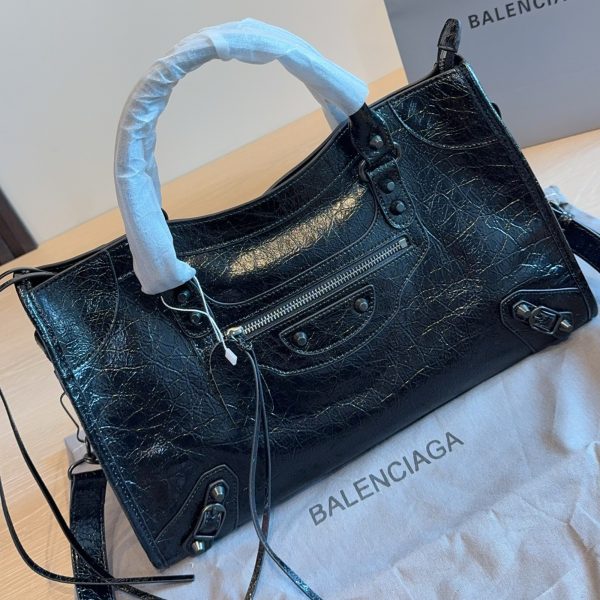 p340 p315 p290 Balenciaga Classic City 荔枝纹机车包​​，黑色荔枝纹牛皮配银色 做