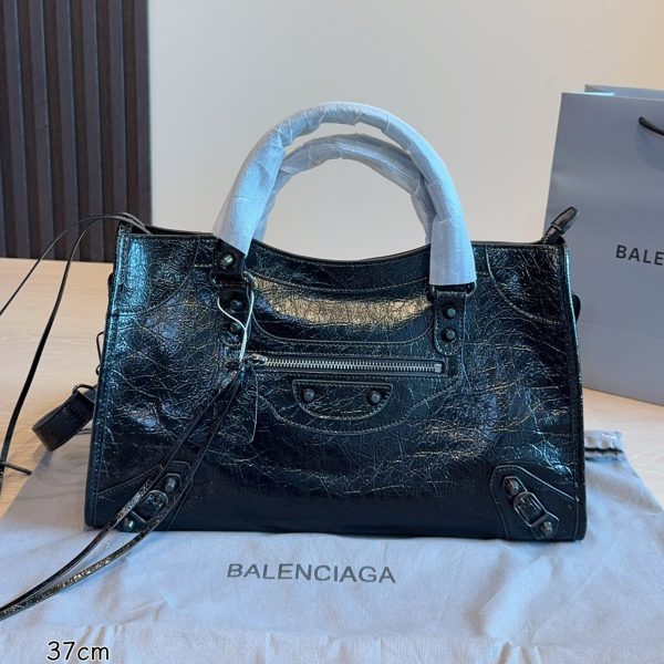 p340 p315 p290 Balenciaga Classic City 荔枝纹机车包​​，黑色荔枝纹牛皮配银色 做
