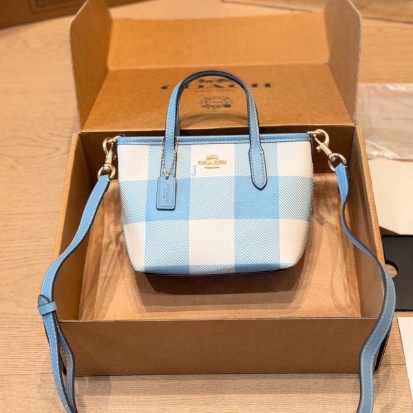 牛皮版本 p175 COACH City15迷你托特包​​ COACH City15迷你托特包，粉彩彩虹印花+牛剖层革拼