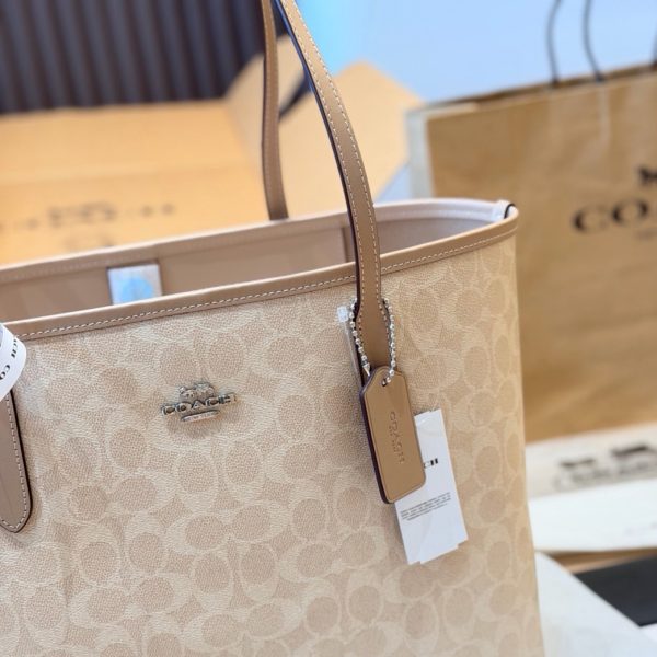 原单版本 牛皮 p235 Coach & city tote经典托特包手提单肩 coach新款 托特包 奥莱款 coac