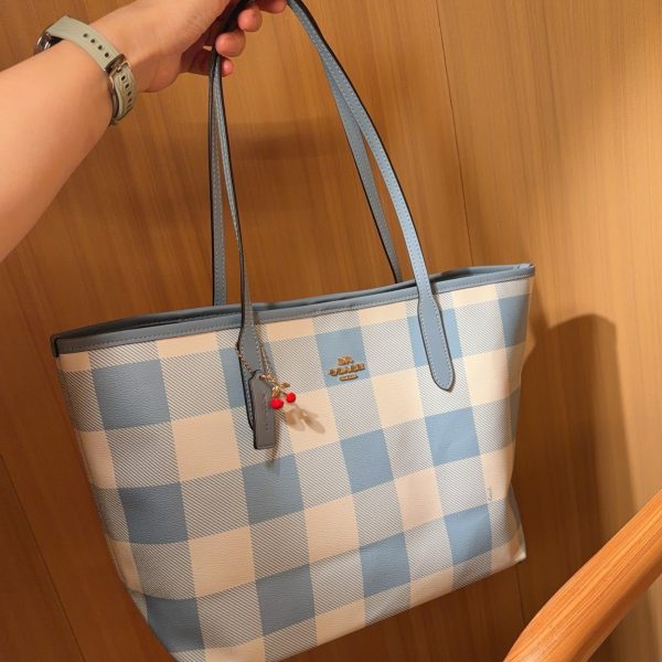 185 蔻驰coach City tote 蓝白格吸扣版托特包购物袋 尺寸32×28×14 礼盒包装a702