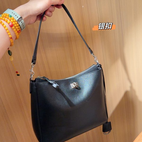 245 Balenciagia巴黎世家 Rodeo系列单肩腋下包！单肩斜挎！ 尺寸29×25×8 礼盒包装2012