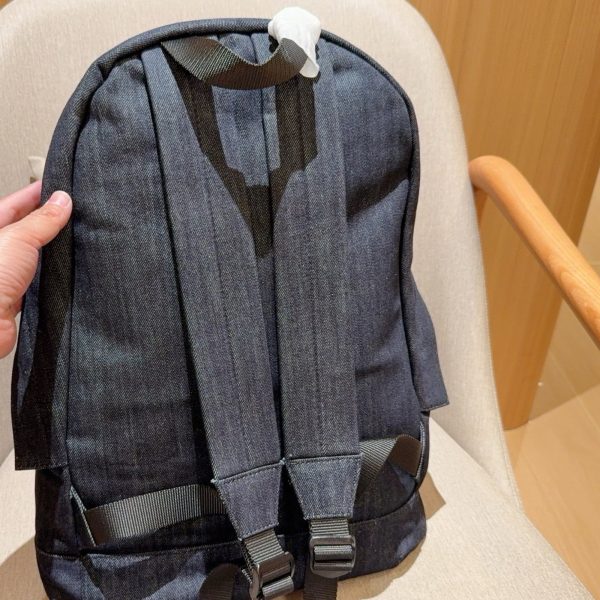 230 无盒 巴黎世家 Balenciaga 牛仔双肩包 度假旅行必备！ 尺寸：36×45×15 ff