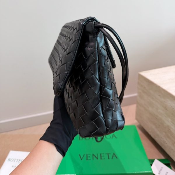 BV Giorno编织手袋​​ P190 Bottega Veneta Giorno手袋，经典Intrecciato编织