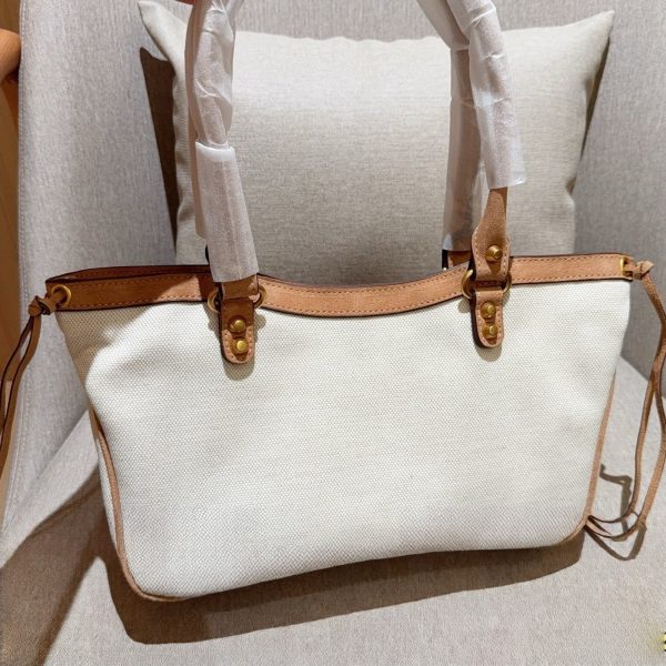 300 小号 巴黎世家Balenciaga Le City机车腋下包