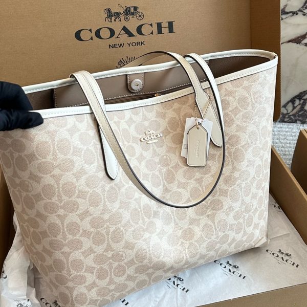 175 配盒 size：35 27cm coach家 吸扣单面city托特包 经典logo购物袋tote包 大爆款 分分